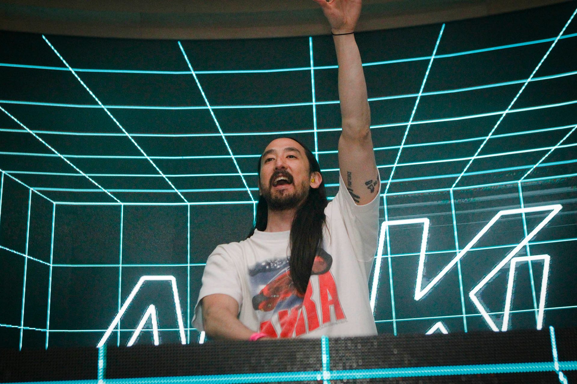 How The Btsarmy Brought Pantene And Steve Aoki Together