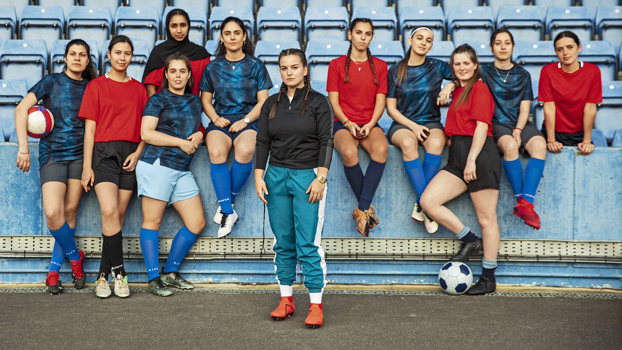 Women in Sports: Soccer Players Womens soccer team on the field.